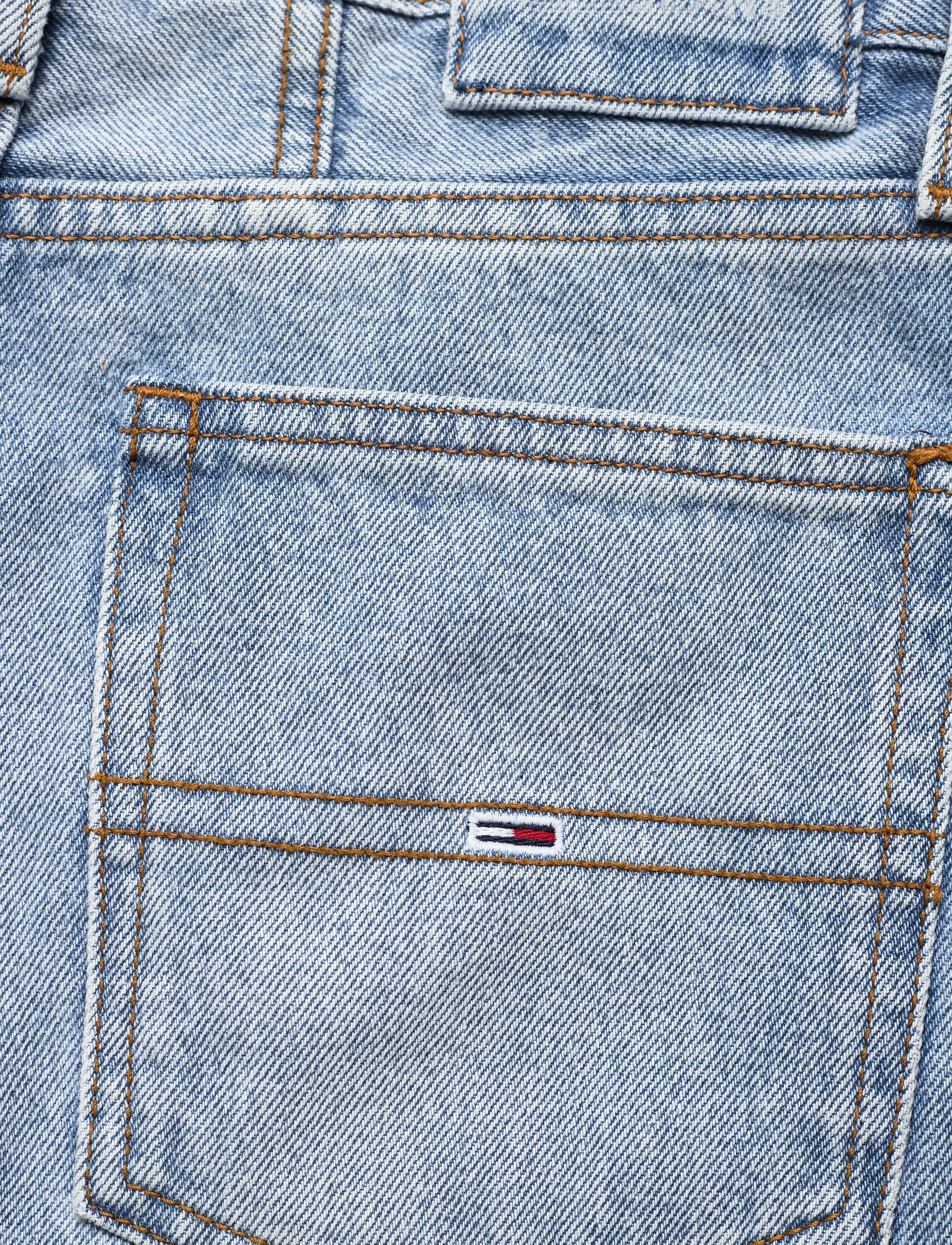 Tommy Jeans - MOM JEAN ULTRA HR TPRD EMF SPLBR - emf sp lb rgd - 4