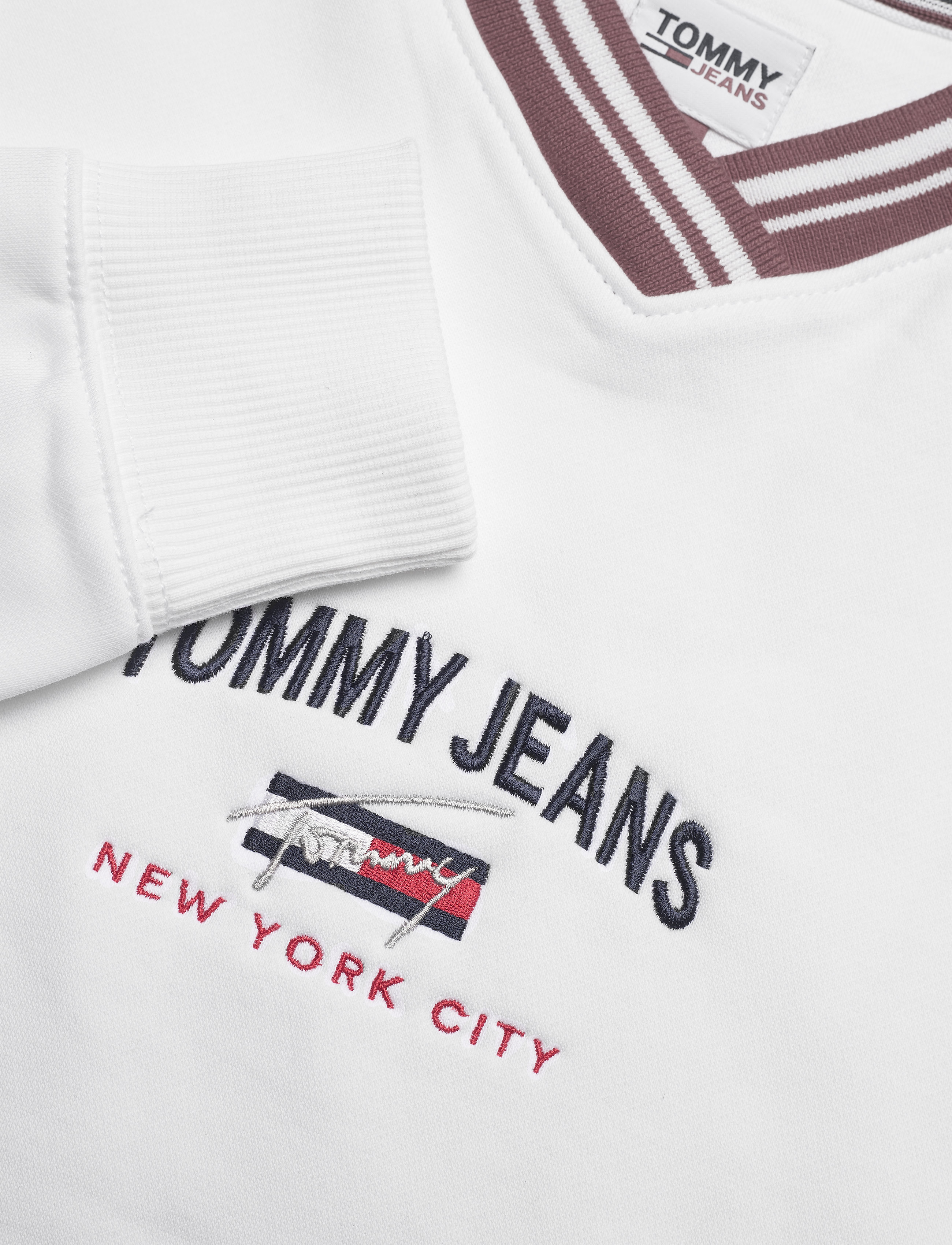 Tommy Jeans - TJW BXY TIMELESS SCRIPT VNECK - white - 2