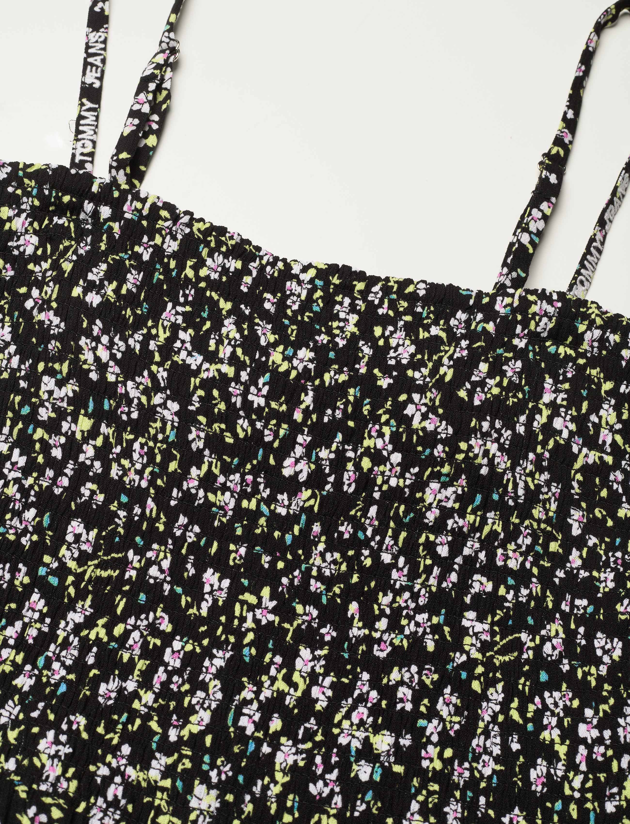 Tommy Jeans - TJW SMOCK MIDI FLORAL DRESS - floral print - 3