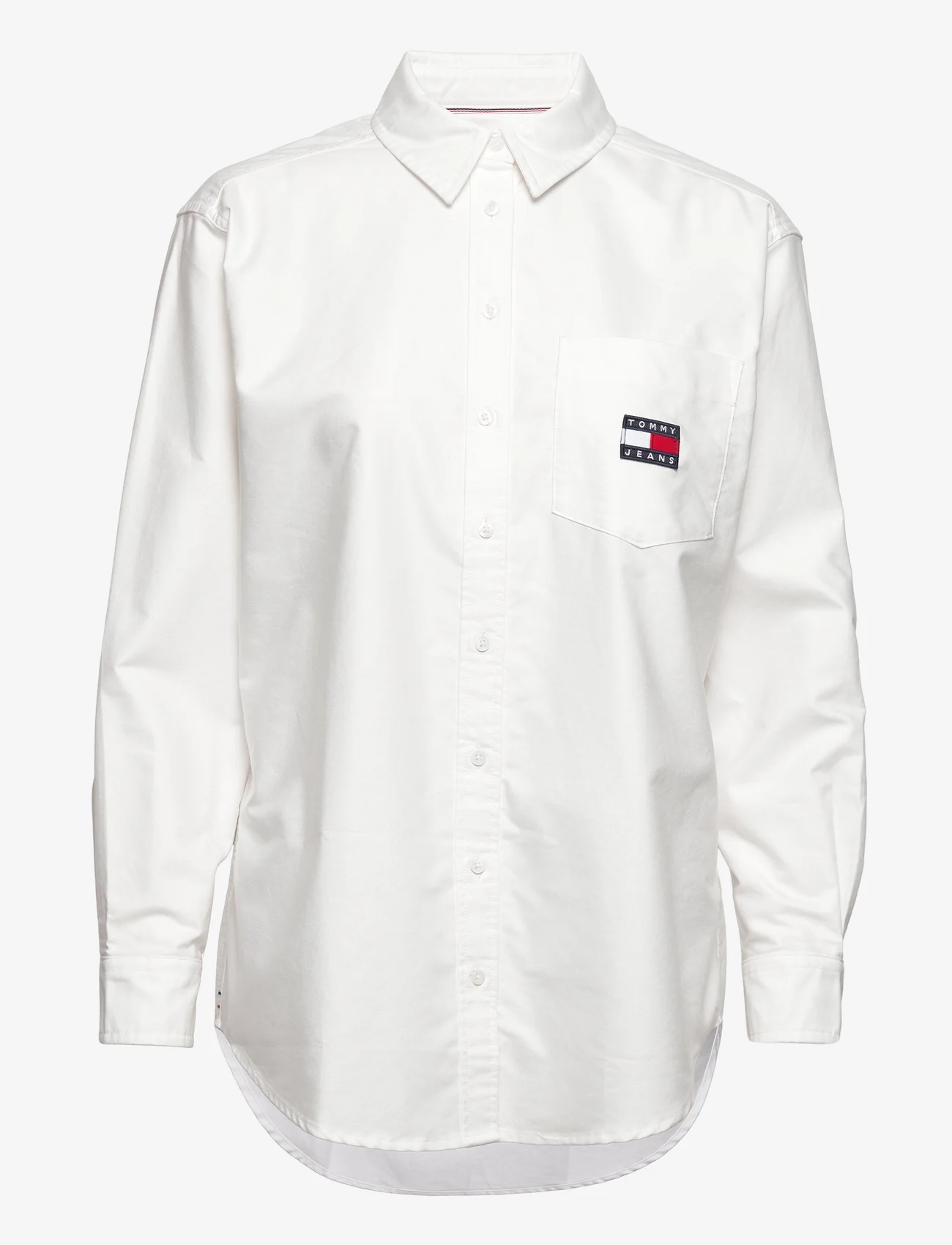 Tommy Jeans - TJW BADGE BOYFRIEND SHIRT - langermede skjorter - white - 0
