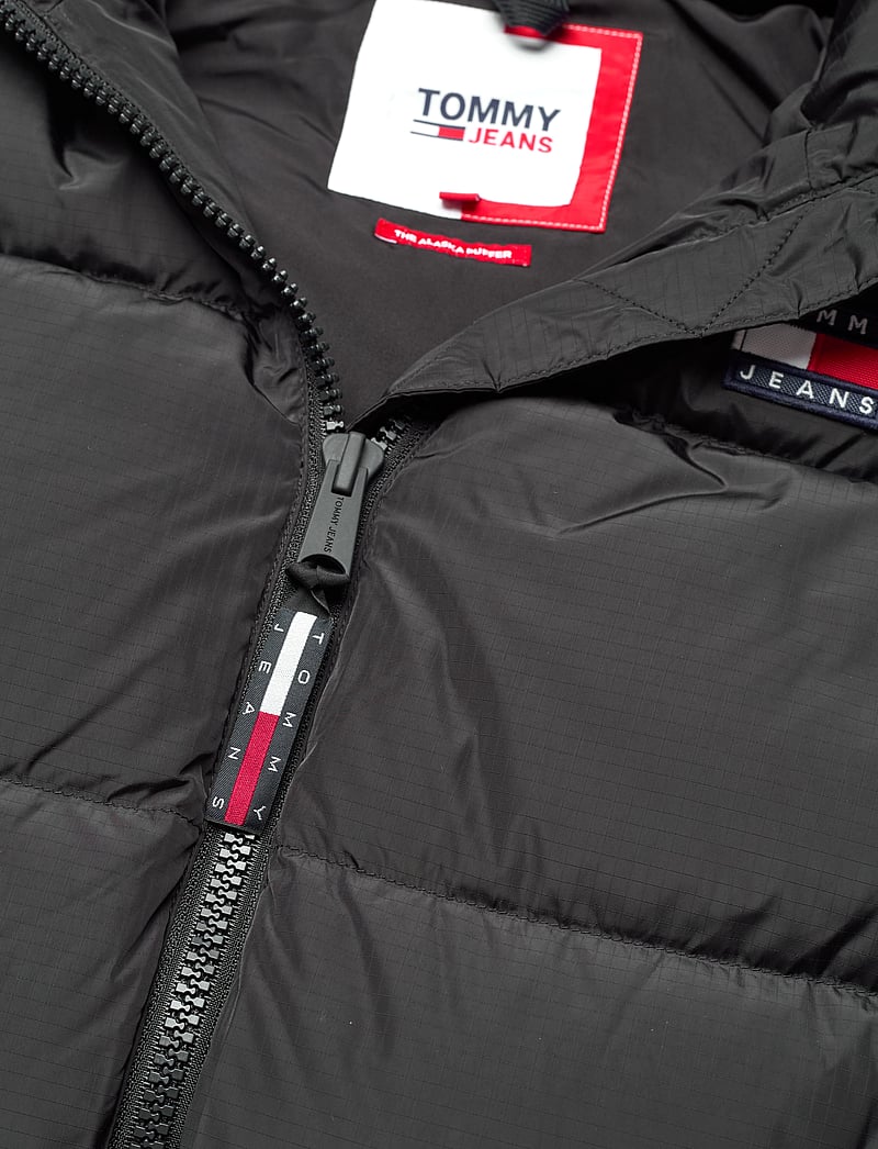 Tommy Jeans Tjw Alaska Puffer Vest – puffer vests – shop at Booztlet