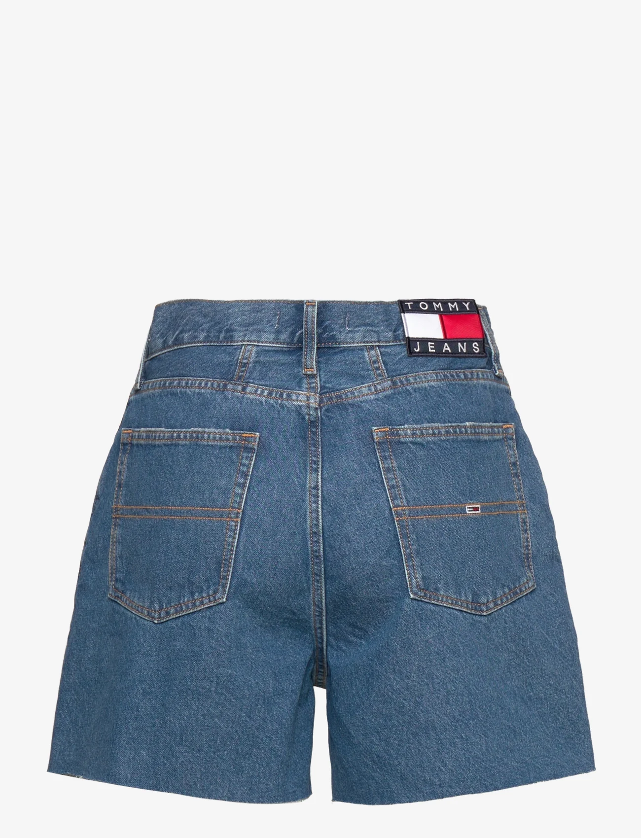 Tommy Jeans - MOM SHORT BG0032 - korte jeansbroeken - denim medium - 1