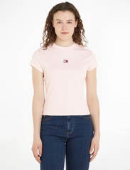 Tommy Jeans - TJW BABY TJ MIRROR TEE - t-skjorter - faint pink - 2