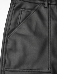 Tommy Jeans - TJW DAISY LR BAGGY PLEATHER PANT - festtøj til outletpriser - black - 3
