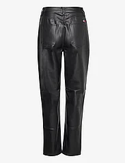 Tommy Jeans - TJW JULIE PLEATHER PANT - party wear at outlet prices - black - 1