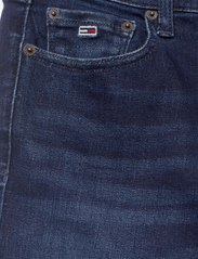Tommy Jeans - NORA MD SKN AH1259 - liibuvad teksad - denim dark - 2
