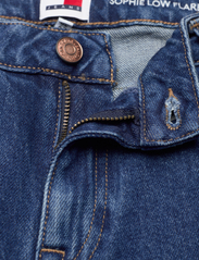 Tommy Jeans - SOPHIE LW FLR CG4158 - utsvängda jeans - denim dark - 3