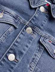 Tommy Jeans - VIVIANNE SKN JACKET AH0136 - spring jackets - denim medium - 2