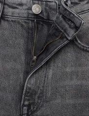 Tommy Jeans - MOM JEAN UH TPR AH6170 - alt kitsenevad teksat - denim black - 3