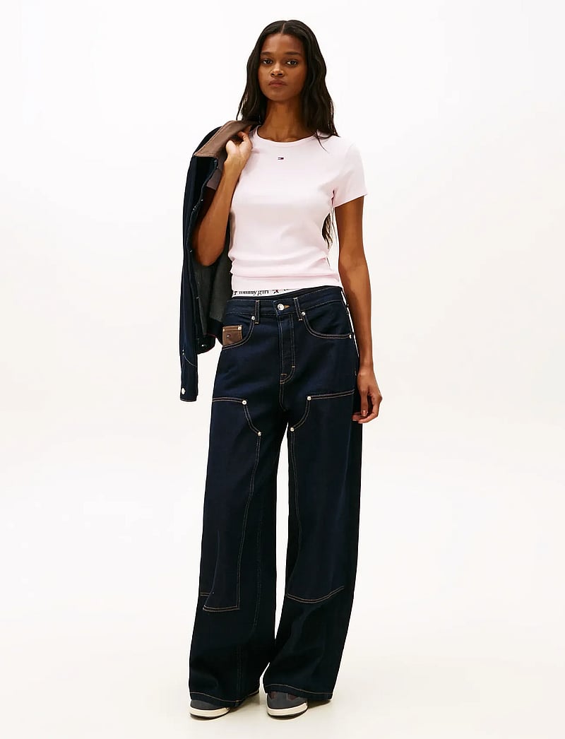 Tommy Jeans - TJW SLIM ESSENTIAL RIB SS EXT - t-shirts - light pink - 2