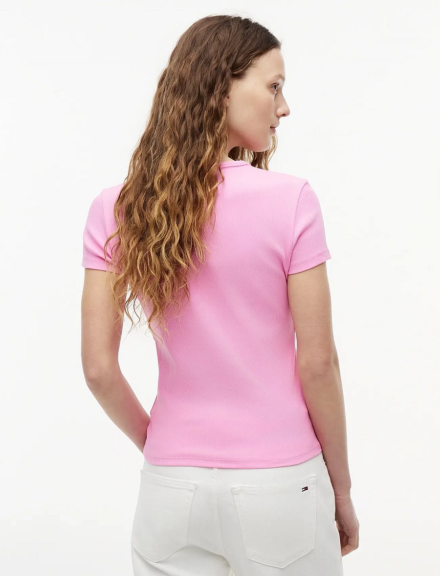 Tommy Jeans - TJW SLIM ESSENTIAL RIB SS EXT - t-shirts - pink daisy - 2