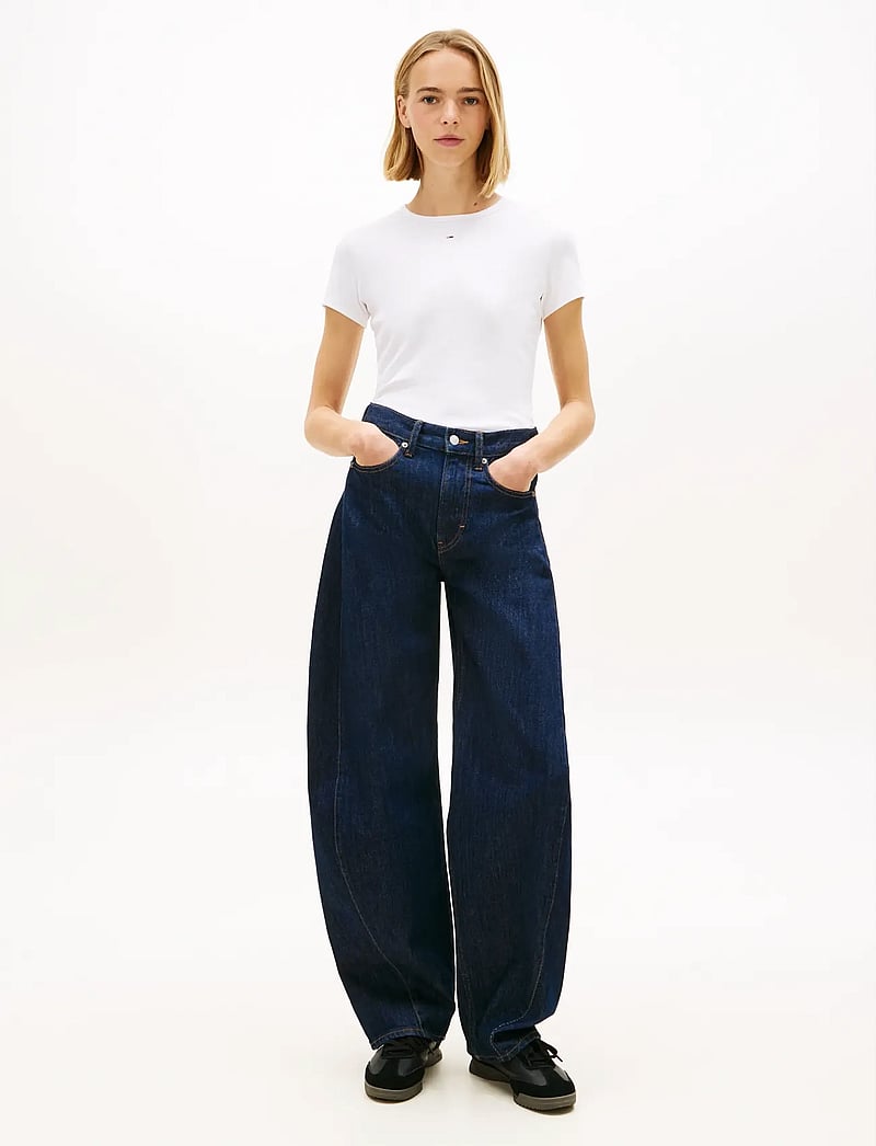 Tommy Jeans - TJW SLIM ESSENTIAL RIB SS - t-shirts - white - 0