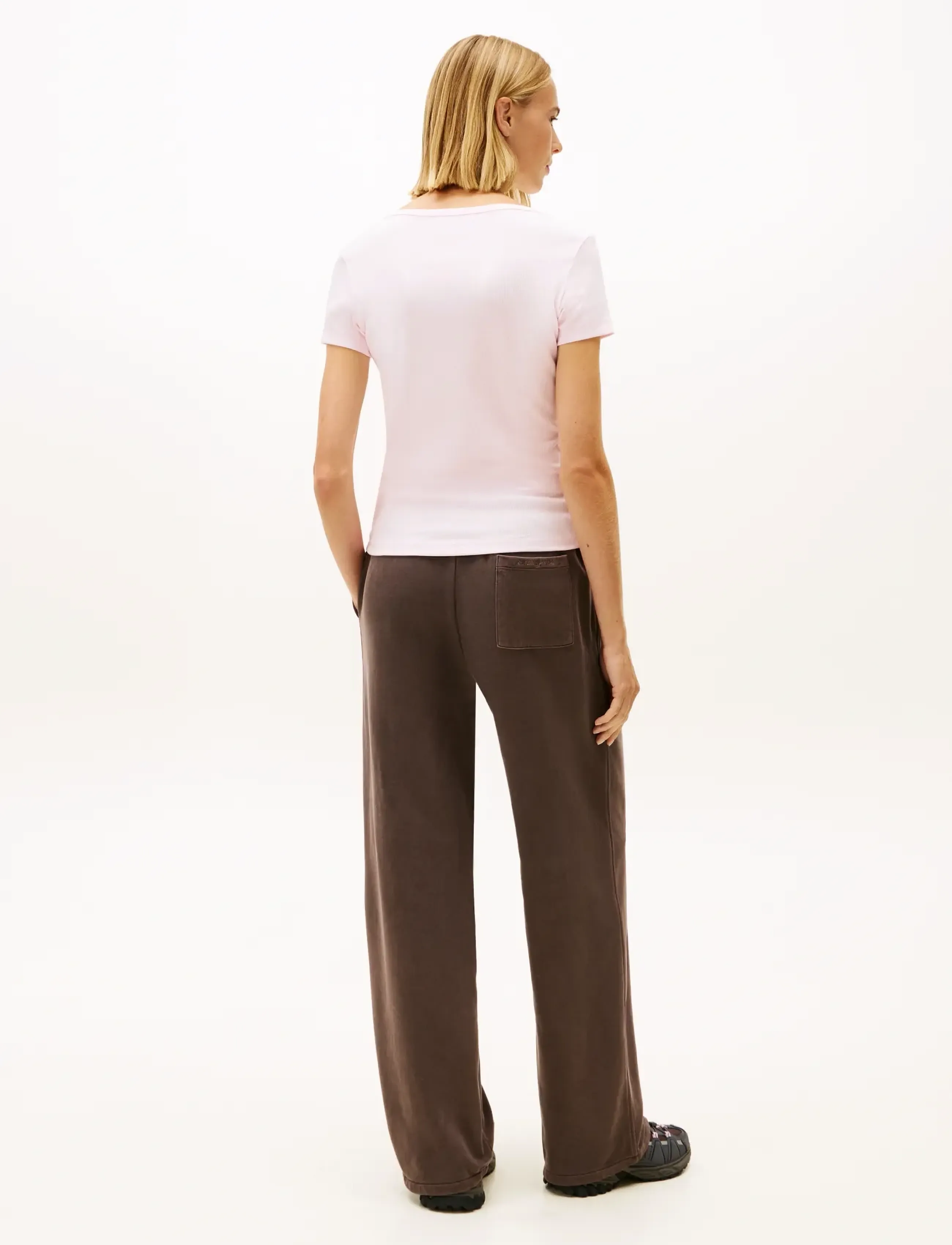 Tommy Jeans - TJW SLIM ESSENTIAL RIB V SS - t-särgid - light pink - 3