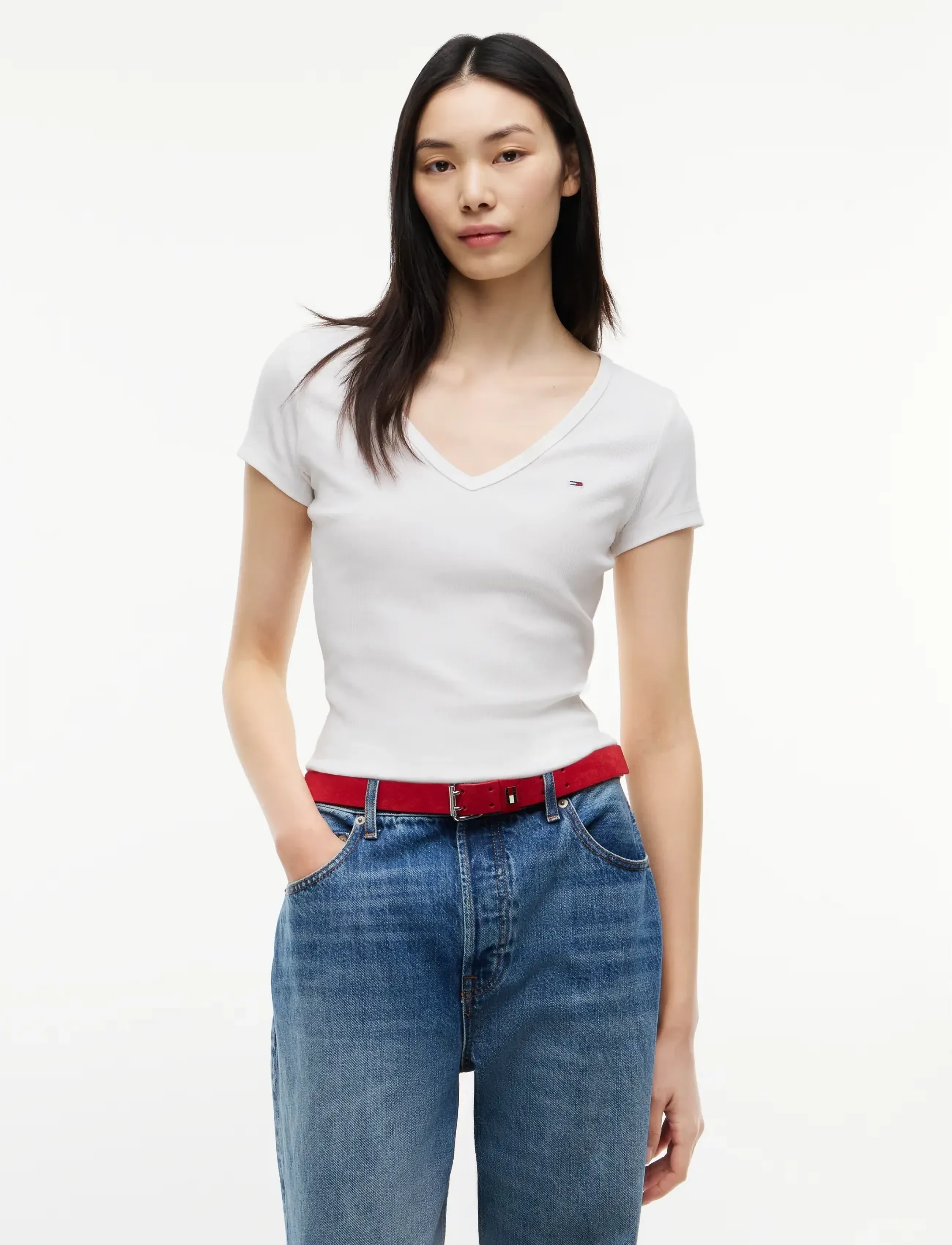 Tommy Jeans - TJW SLIM ESSENTIAL RIB V SS - herbstliche kleidung - white - 1