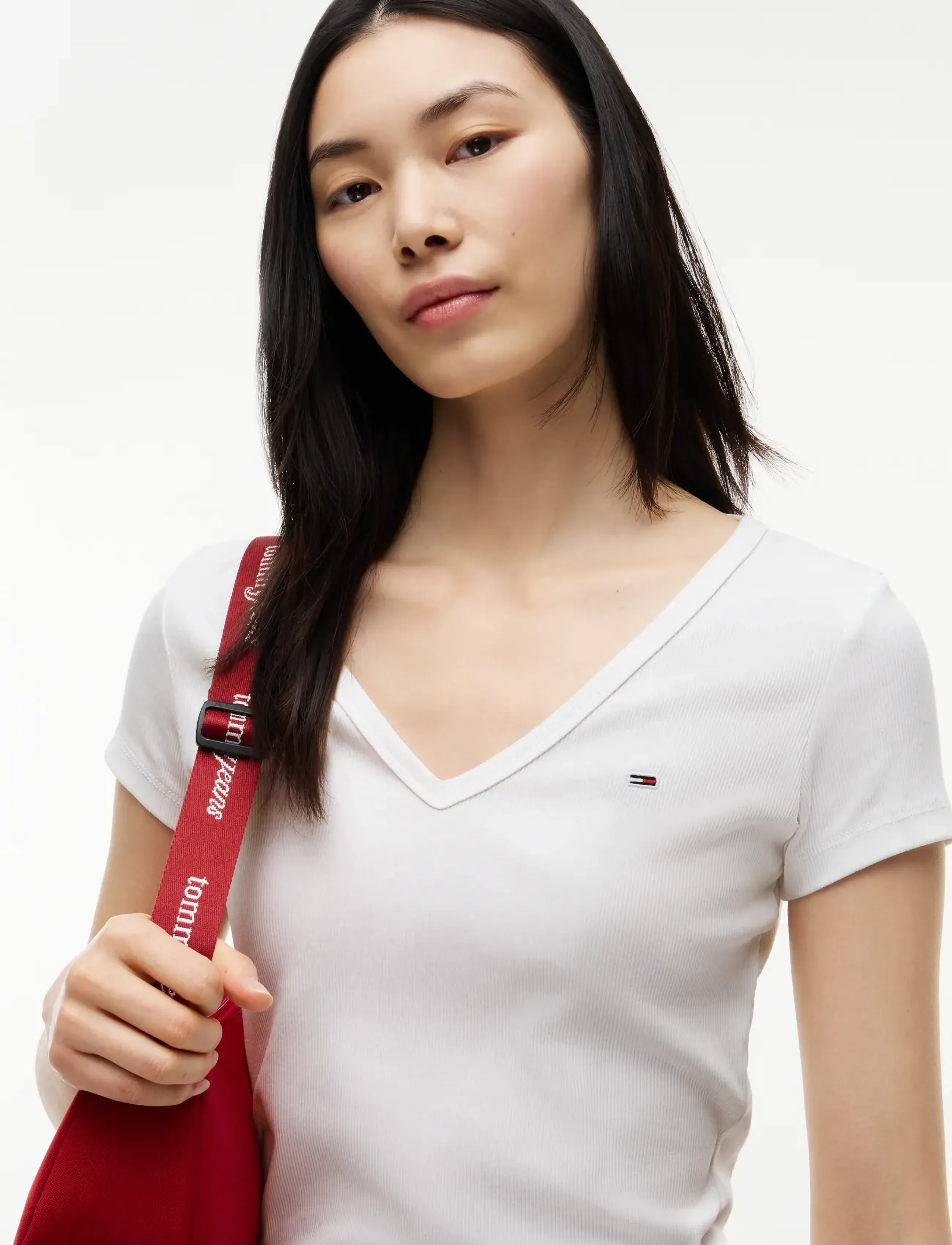 Tommy Jeans - TJW SLIM ESSENTIAL RIB V SS - herbstliche kleidung - white - 3