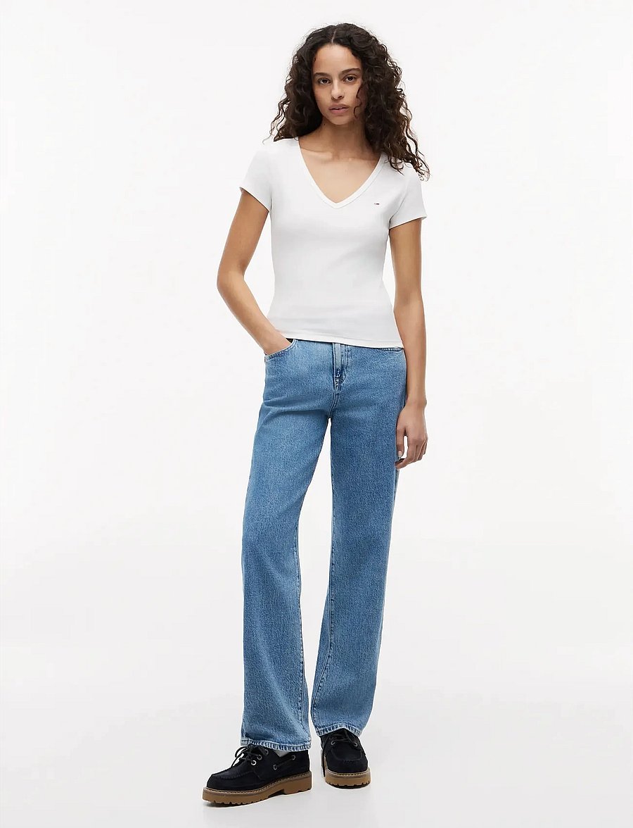 Tommy Jeans - TJW SLIM ESSENTIAL RIB V SS - t-shirts - white - 5
