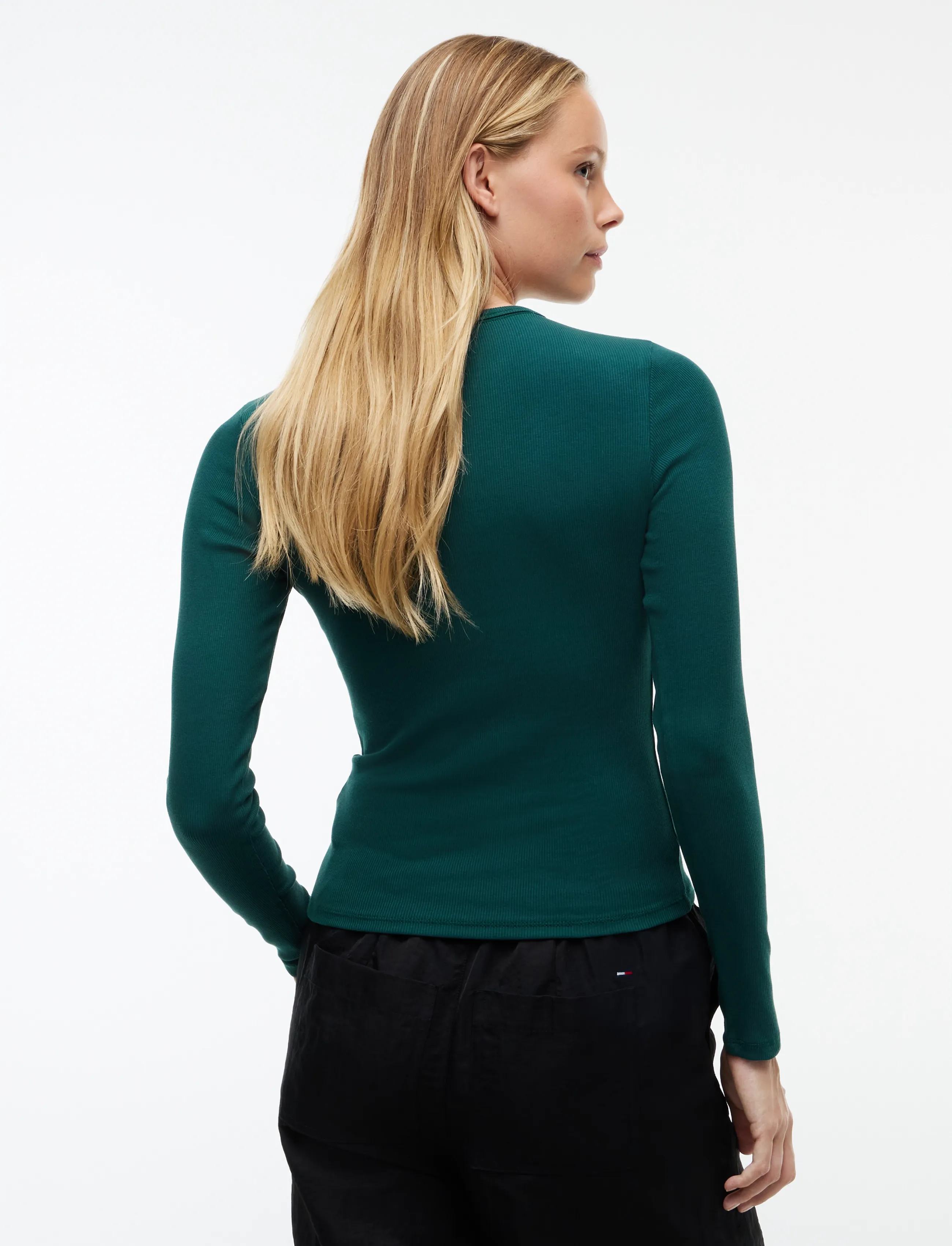 Tommy Jeans - TJW SLIM ESSENTIAL RIB LS - pikkade varrukatega topid - elegant green - 2