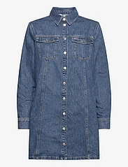 Tommy Jeans - ALINE LS DRESS AH5032 EXT - džinsa kleitas - denim medium - 0