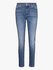 Tommy Jeans - NORA MD SKN BH1238 - džinsa bikses ar šaurām starām - denim medium - 0