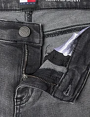 Tommy Jeans - NORA MD SKN BH1275 - džinsa bikses ar šaurām starām - denim black - 3