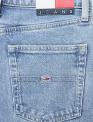 Tommy Jeans - CLAIRE HGH WD BH4116 - hosen mit weitem bein - denim light - 4