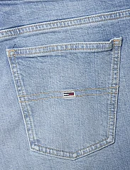 Tommy Jeans - SOPHIE LW FLR BH5131 - schlaghosen - denim medium - 4