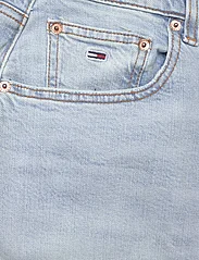 Tommy Jeans - MOM UH SHORT BH0113 - džinsiniai šortai - denim light - 2