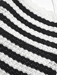 Tommy Jeans - TJW CROCHET STRIPE DRESS - robes d'été - black / stripe - 2