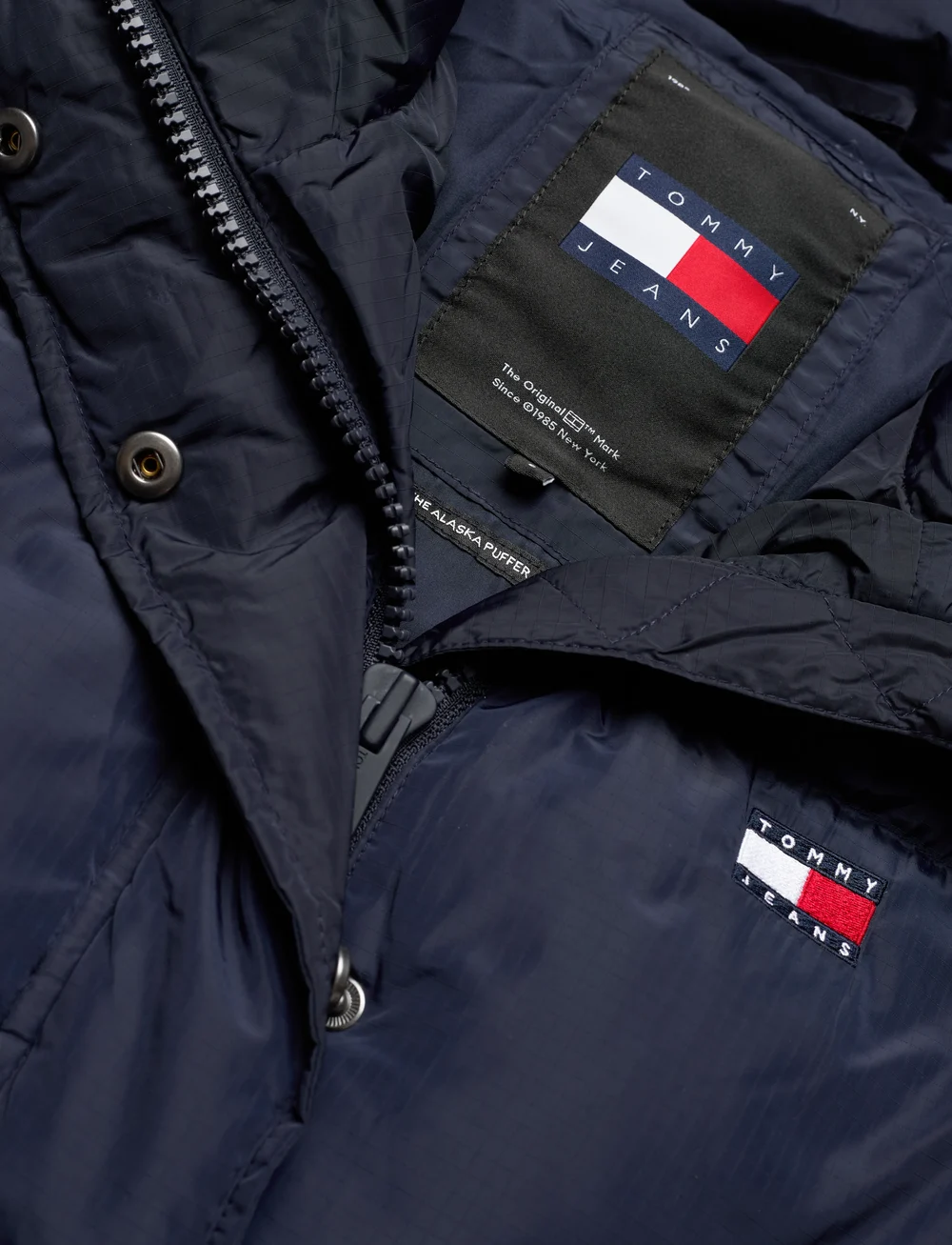 Tommy Jeans Tjw Back Flag Alaska Ext - 225 €. Buy Down Tommy Jeans Tjw Back Flag Alaska Ext - 225 €. Buy Down