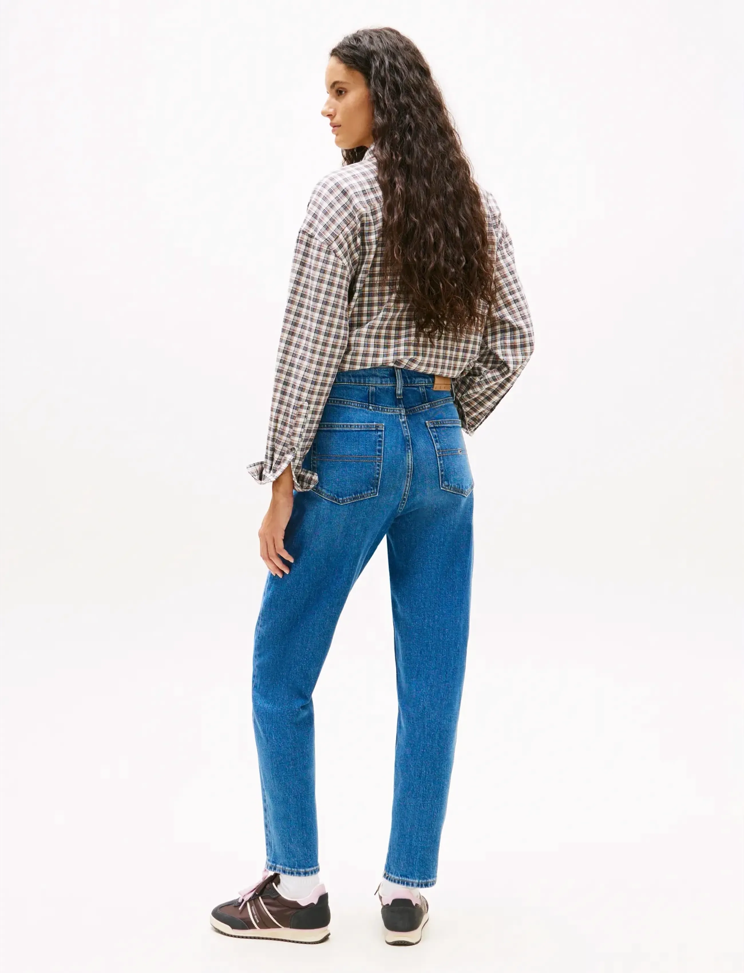 Tommy Jeans - MOM JEAN UH TPR CH0130 - regular jeans - denim medium - 3