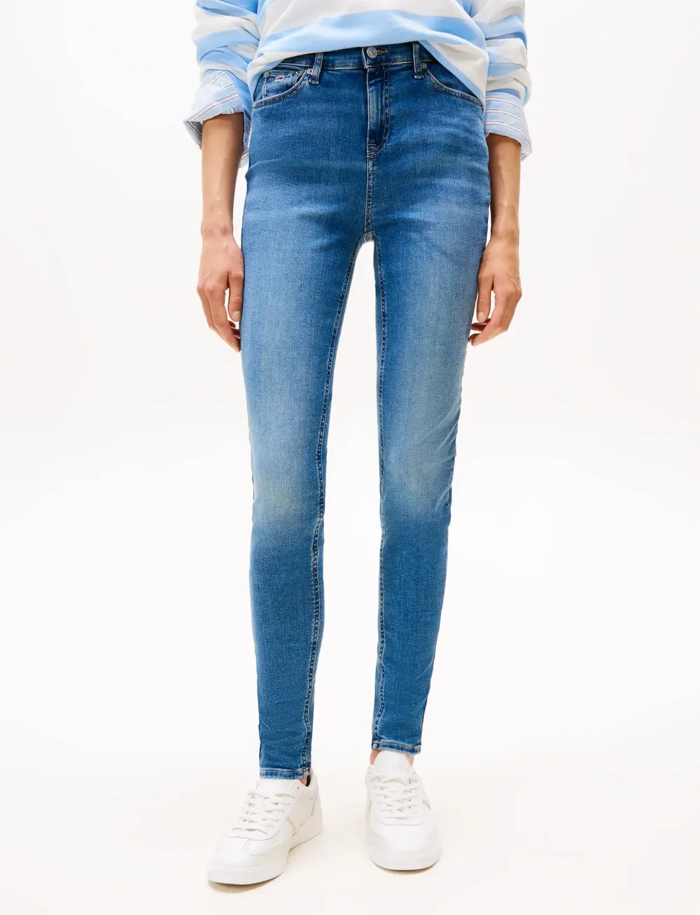Tommy Jeans - NORA MD SKN CH0238 - liibuvad teksad - denim medium - 2