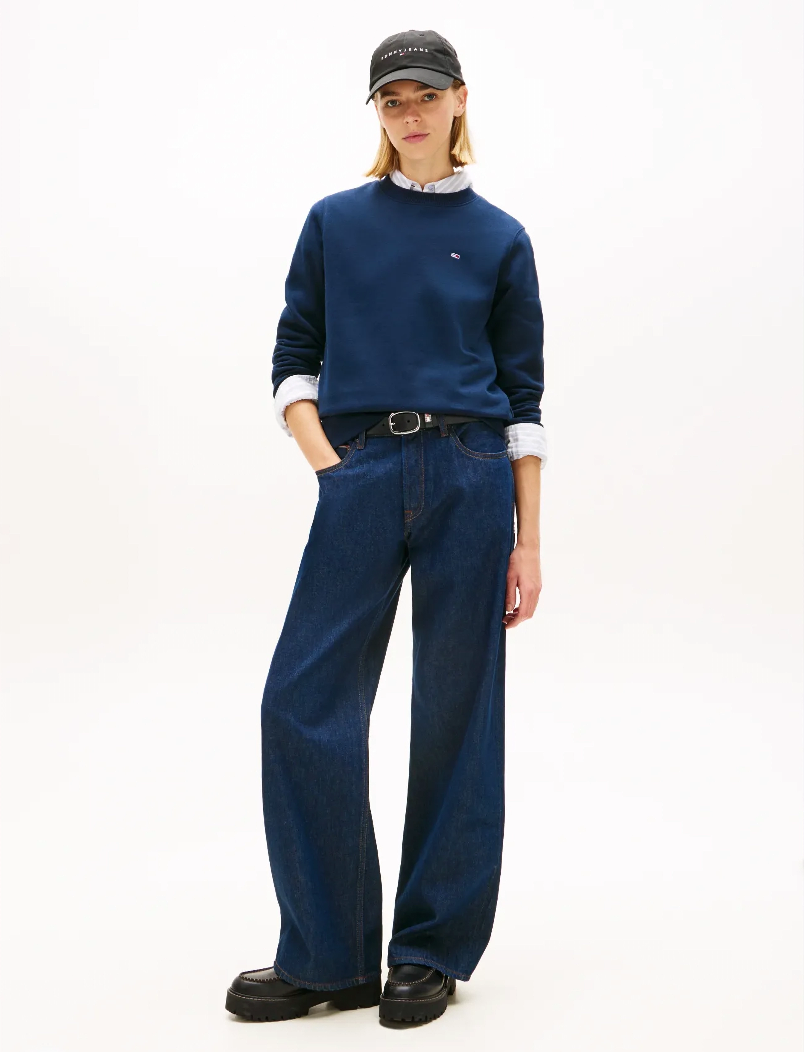 Tommy Jeans - TJW REG S FLAG CREW - everyday style - dark night navy - 3