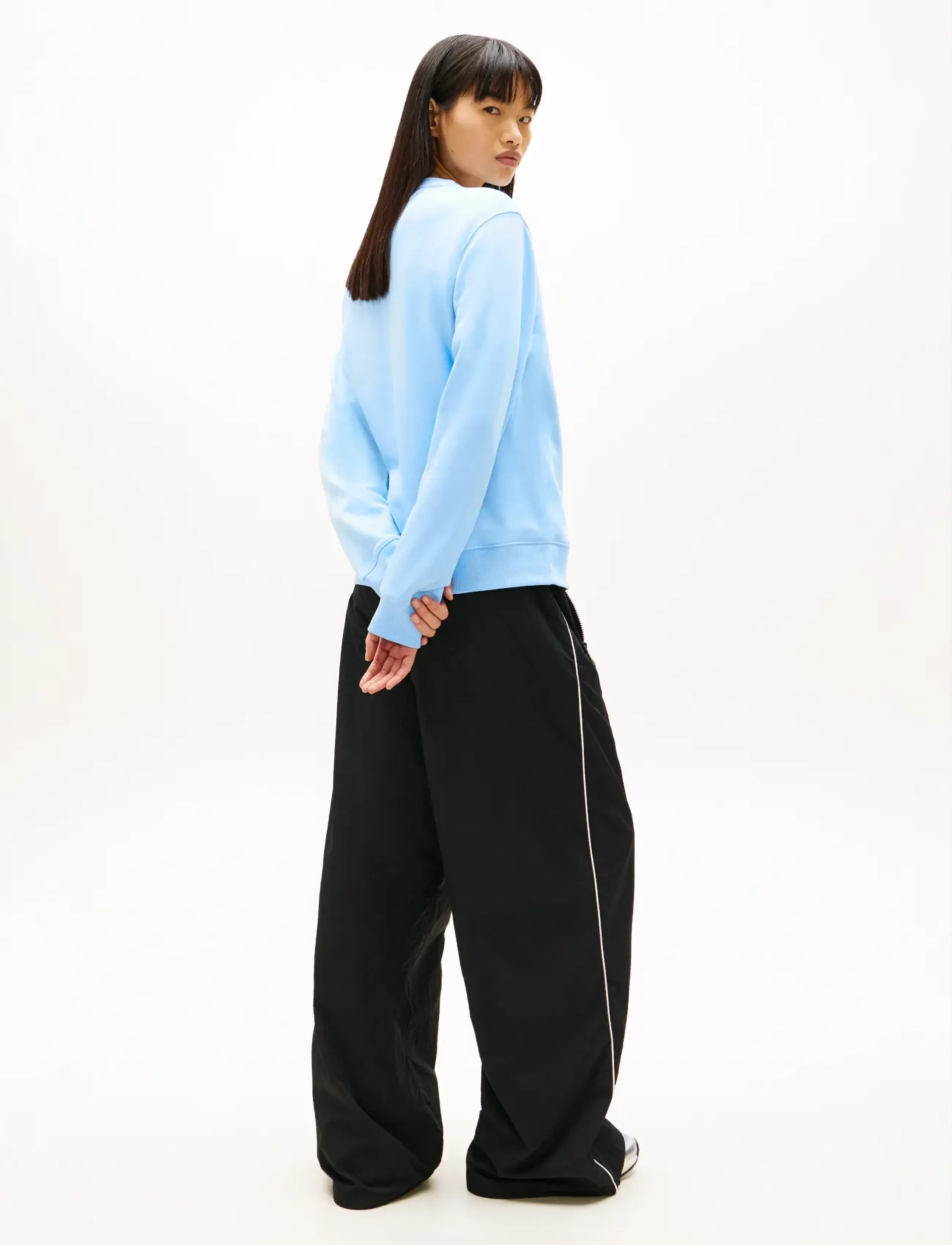 Tommy Jeans - TJW REG S FLAG CREW - everyday style - light powdery blue - 2