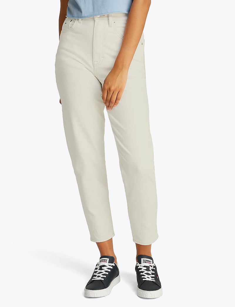 Tommy Jeans - MOM JEAN UH TPR BI4191 - denim white - 0