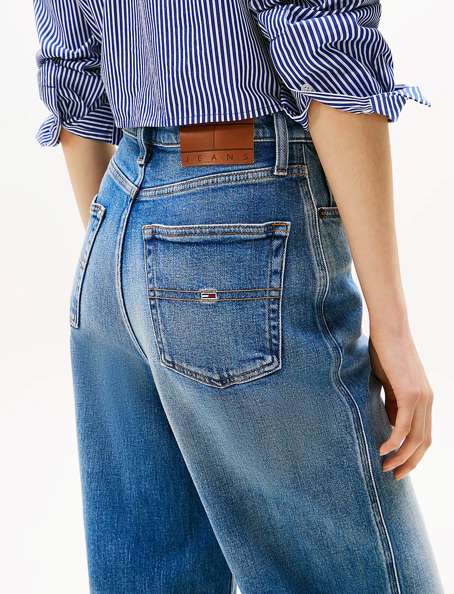 Tommy Jeans - CLAIRE HR WD BI0134 CO - schlaghosen - denim medium - 4