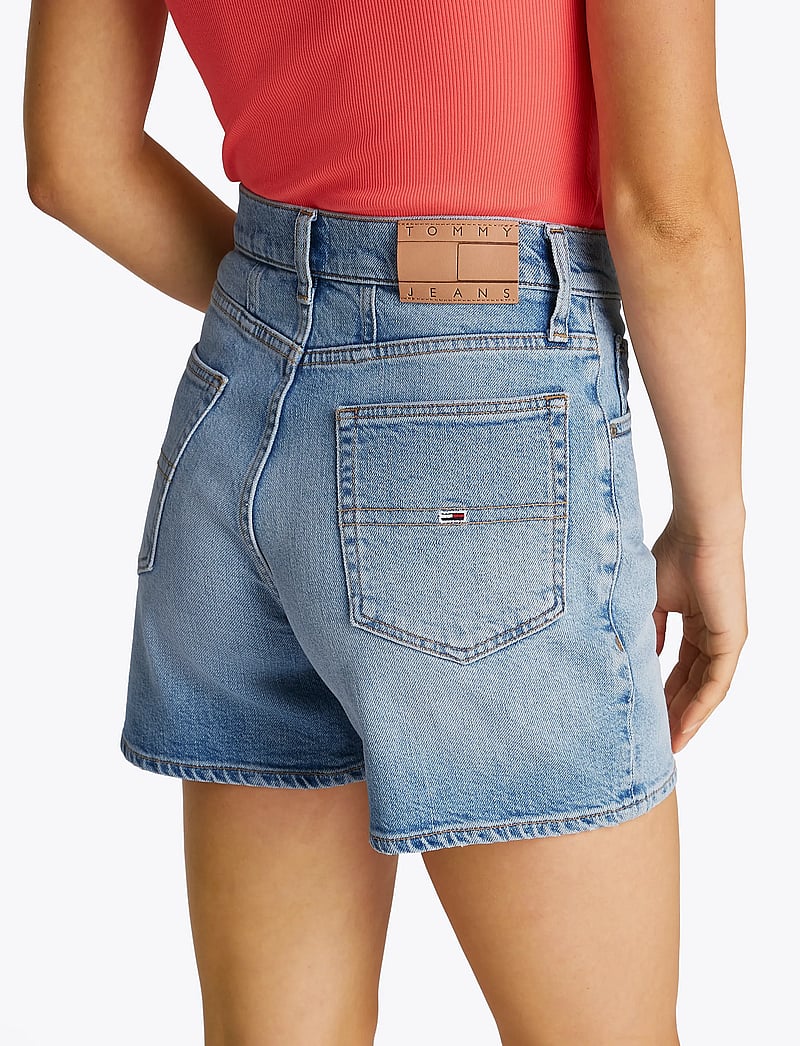 Tommy Jeans - MOM SHORT BI0112 - jorts - denim light - 5