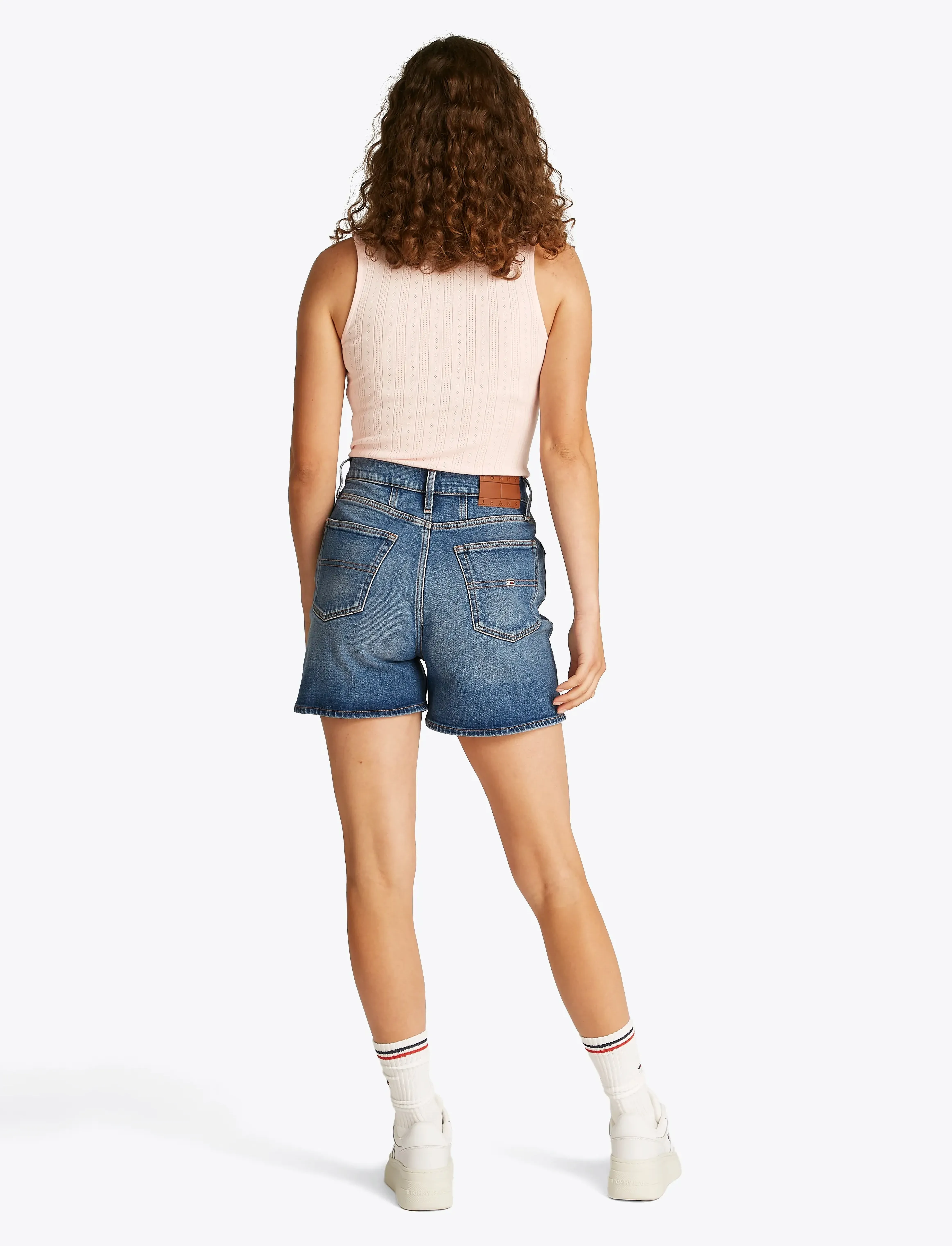 Tommy Jeans - MOM SHORT BI0134 - lühikesed teksapüksid - denim medium - 3