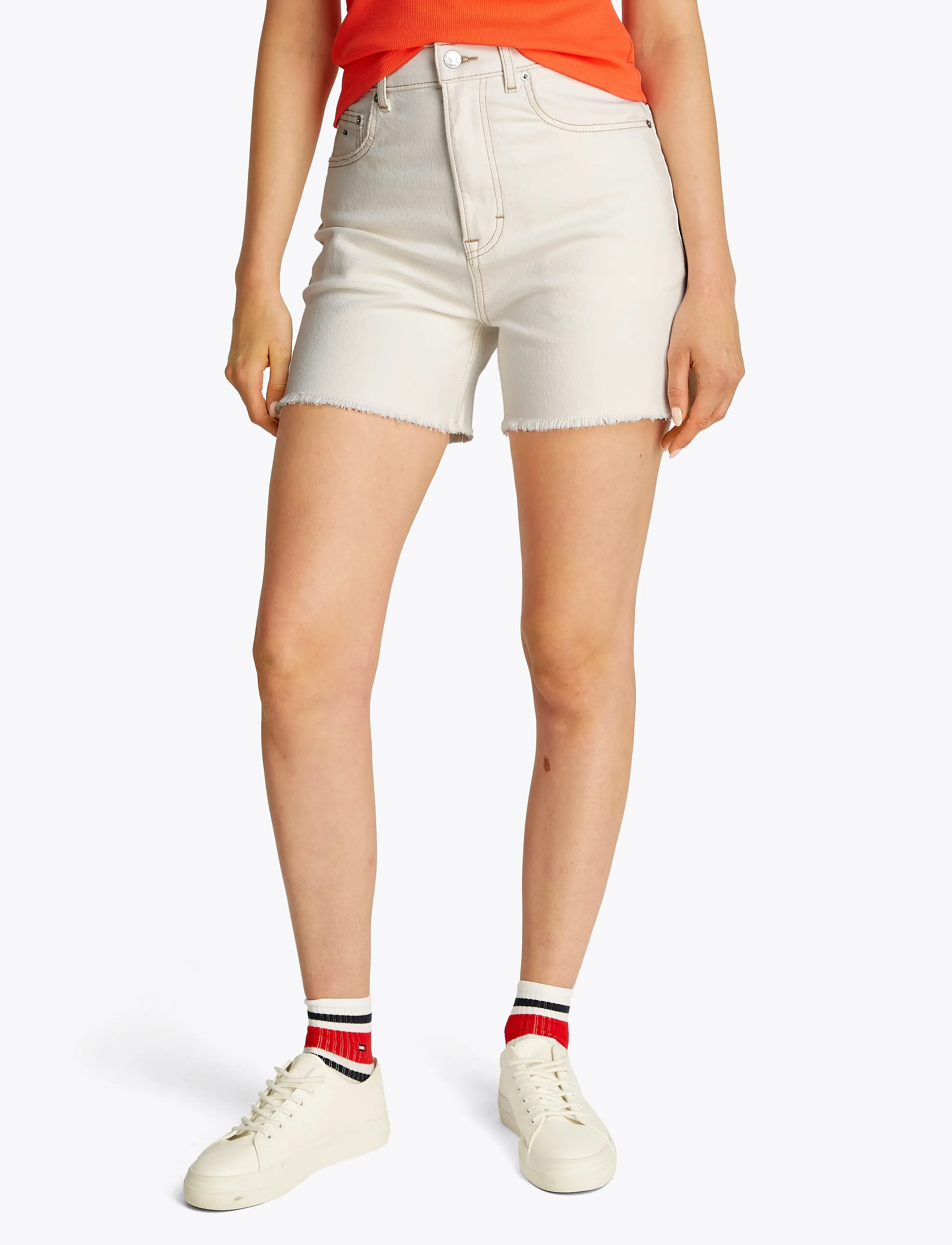 Tommy Jeans Mom Short Bi8194, Kvinder, Mom Shorts, Hvid, Str: 25