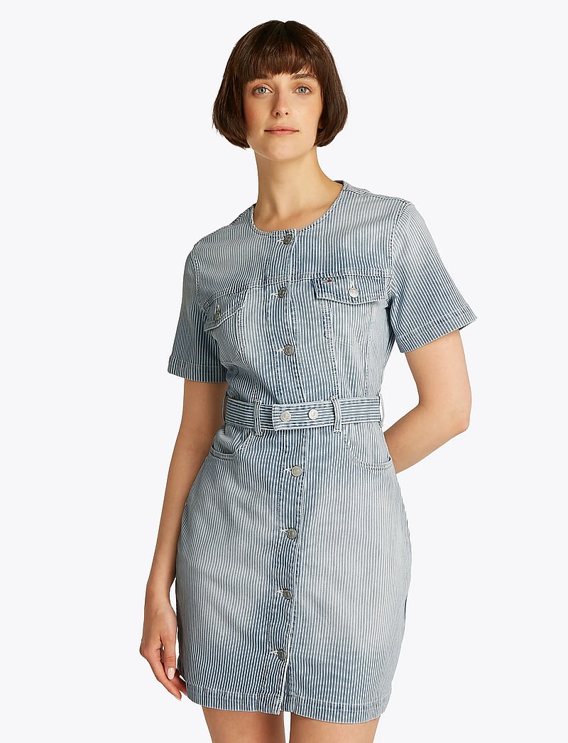 Tommy Jeans - SLIM BTNTR DRESS BI6136 - jeanskleider - denim medium - 0