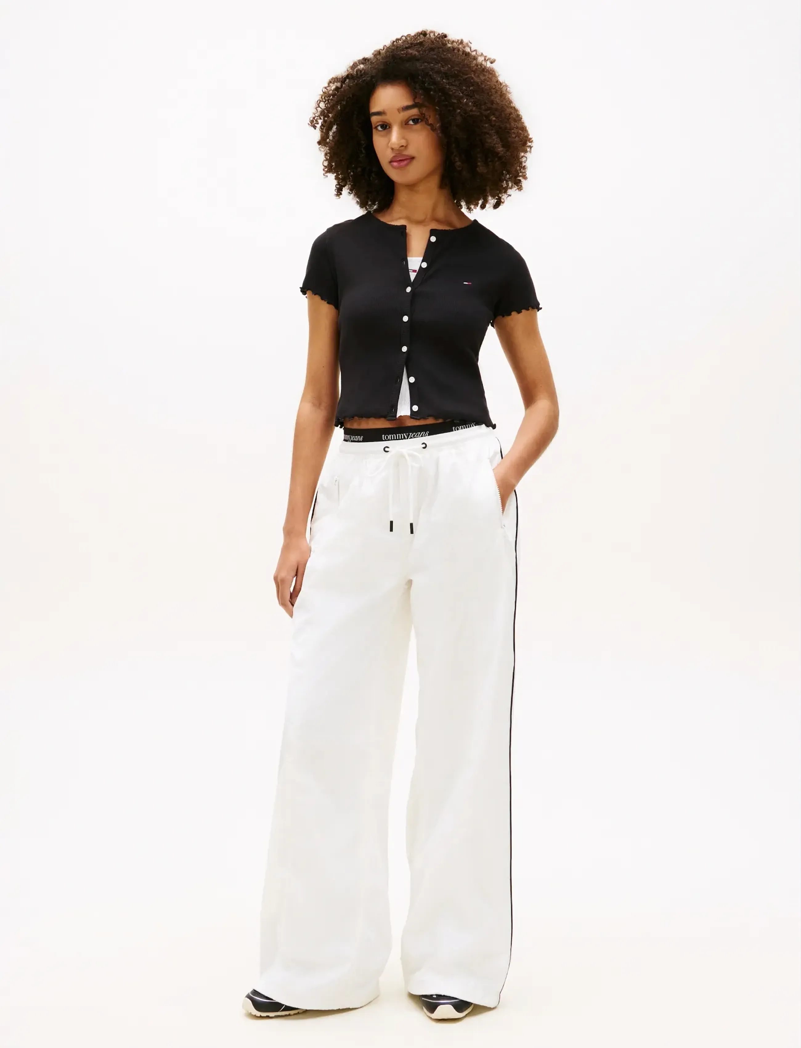 Tommy Jeans - TJW SS RIB TOP IM - crop tops - black - 4