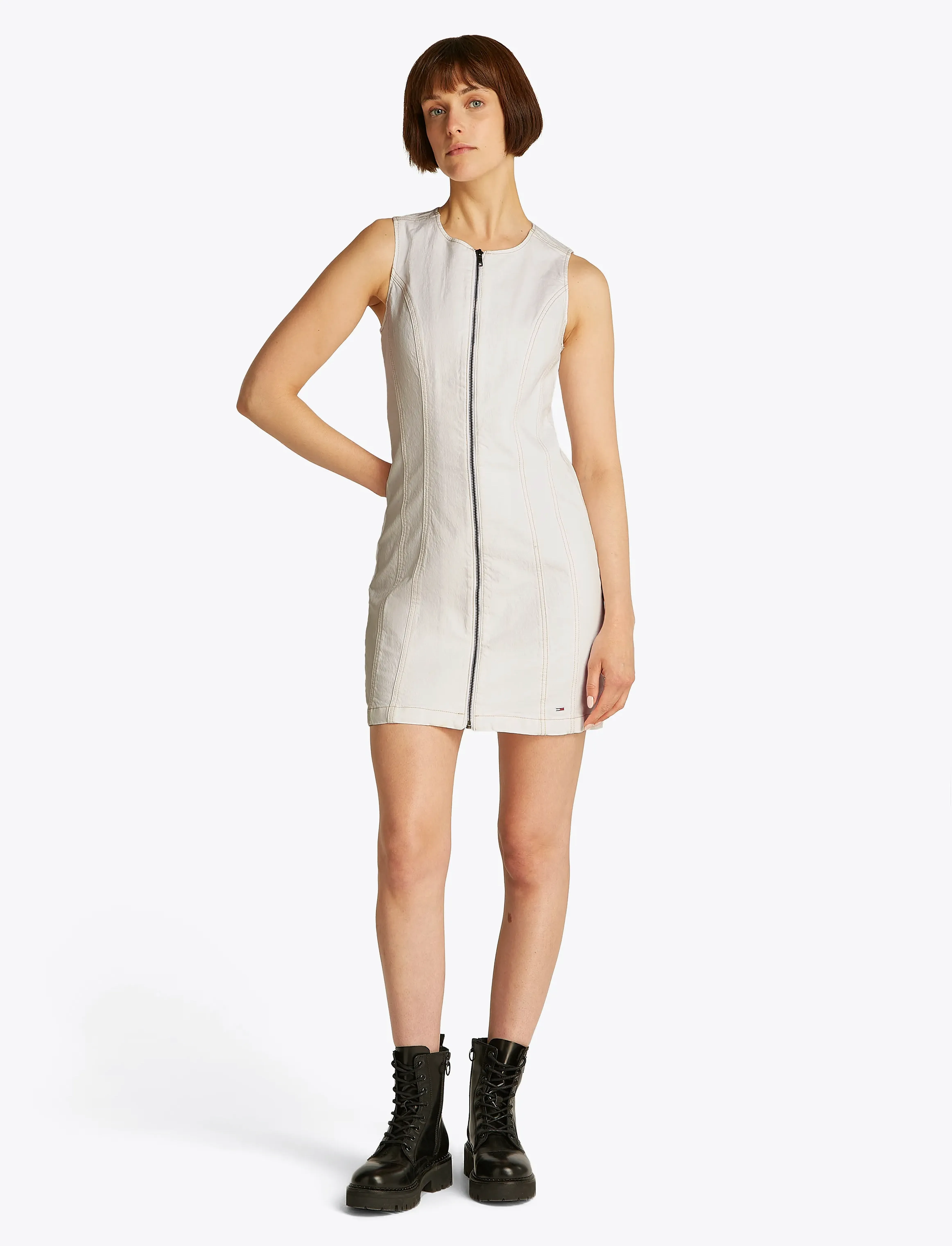 Tommy Jeans - SLVLS SLIM DRESS BI6190 - jeanskleider - denim white - 4