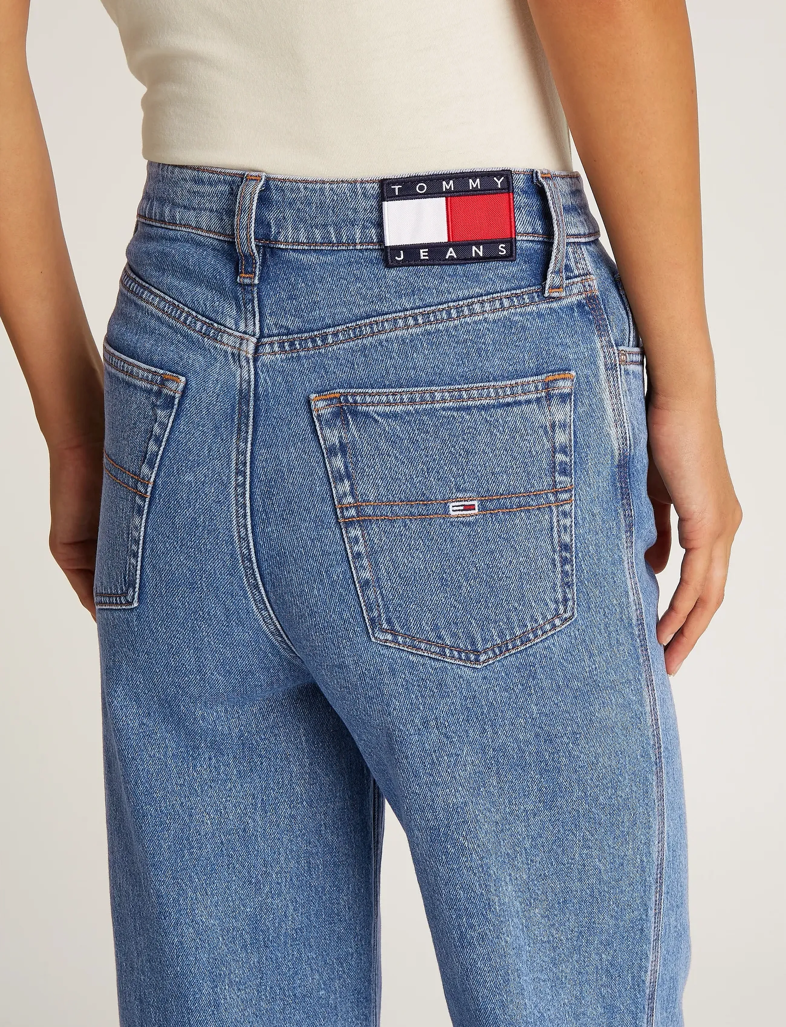 Tommy Jeans - CLAIRE HGH WD AI4136 - jeans met wijde pijpen - denim medium - 3