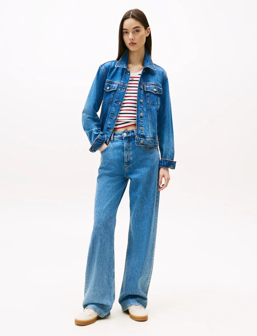 Tommy Jeans - MIA MR RLXD STR CBF AI4136 - regular jeans - denim mid light blue - 4