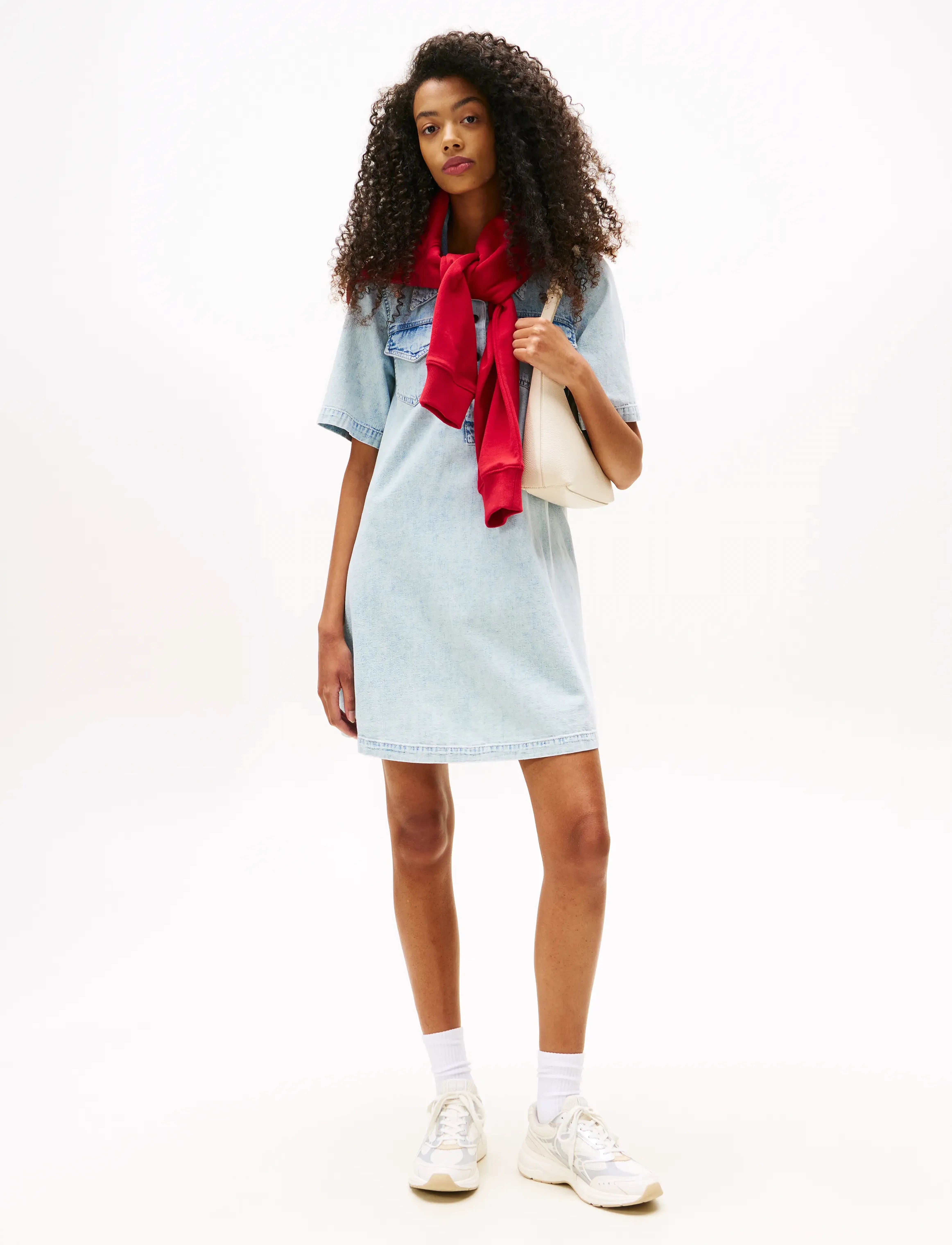 Tommy Jeans A-LINE DENIM DRESS EXT - Tøj - DENIM LIGHT / blue