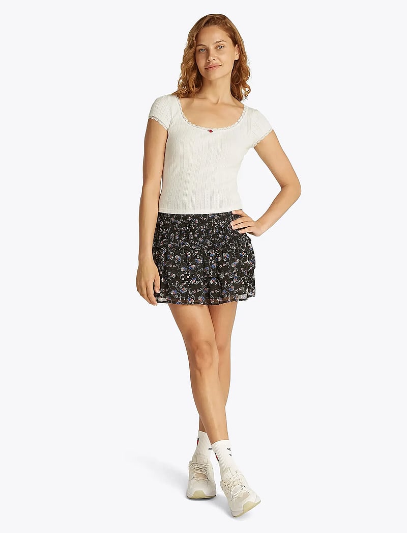 Tommy Jeans - TJW SLIM SH POINTELLE SS TEE EXT - t-shirts - ecru - 3