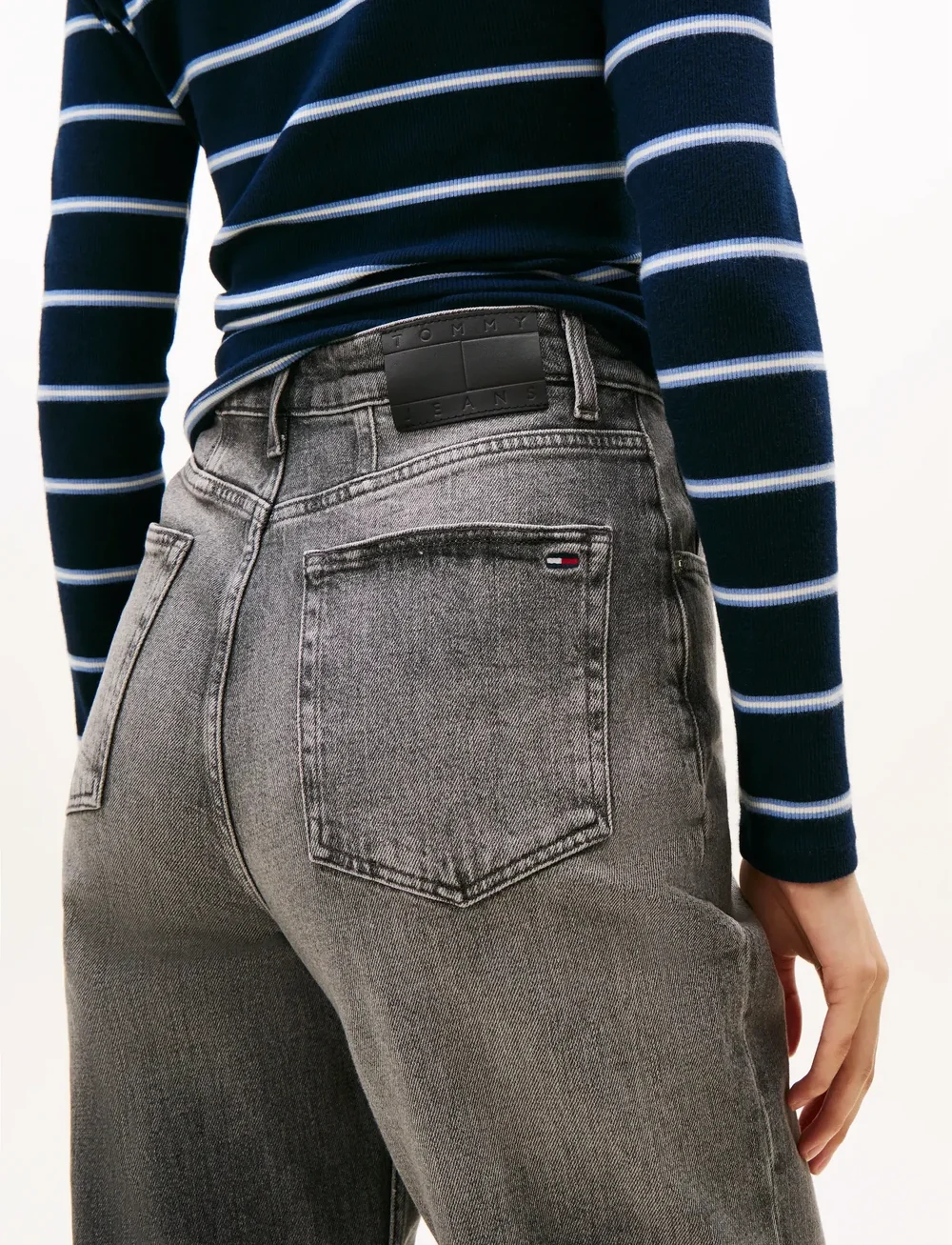 Tommy Jeans - MOM JEAN UH TPR BI0177 CO - regular jeans - denim grey - 3