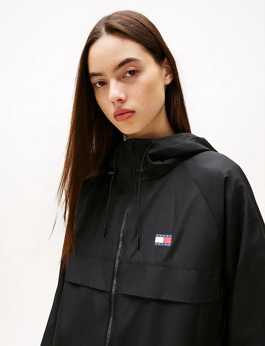 Tommy Jeans - TJW ESSENTIAL WINDBREAKER EXT - vestes de printemps - black - 5