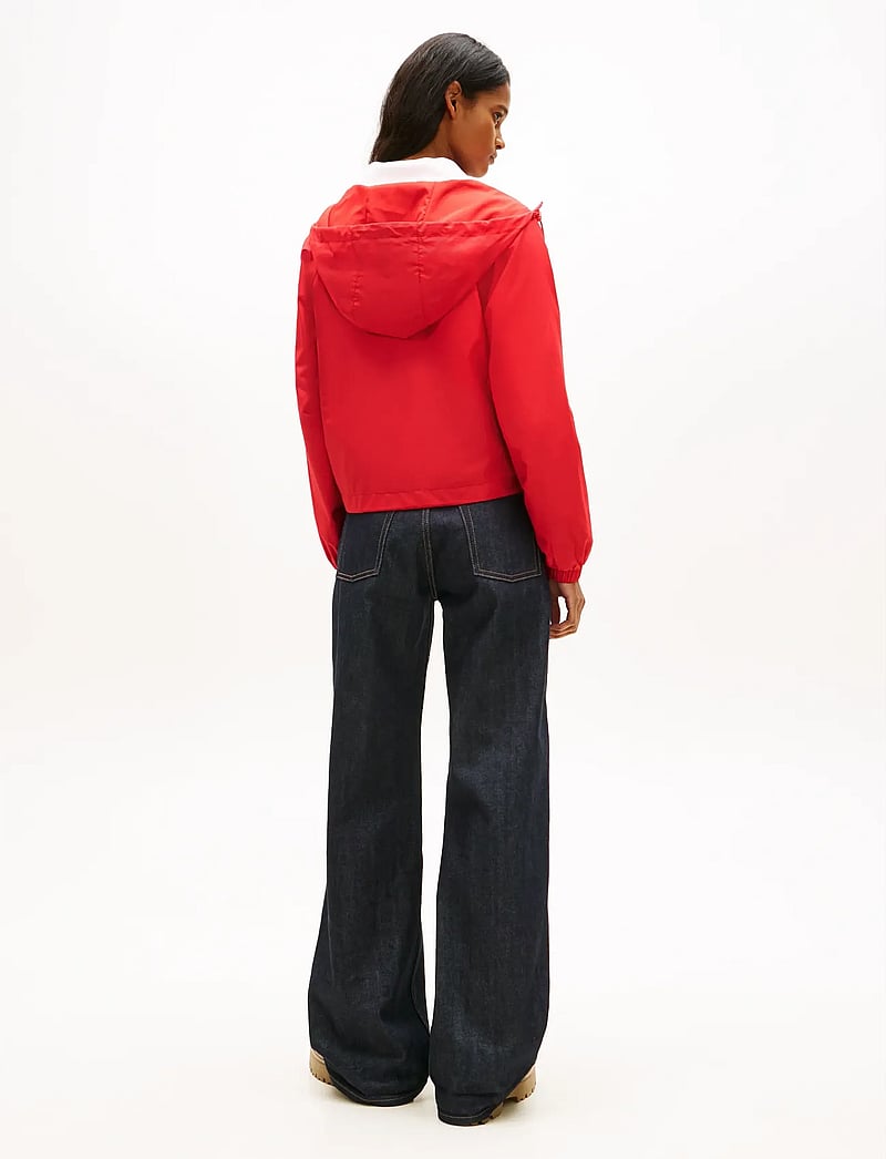 Tommy Jeans - TJW ESSENTIAL WINDBREAKER EXT - spring jackets - red alert - 2