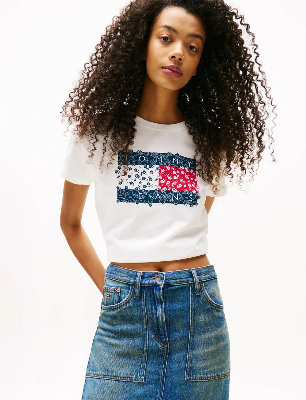 Tommy Jeans - TJW REG FLORAL FLAG TEE - t-shirts - ecru - 0