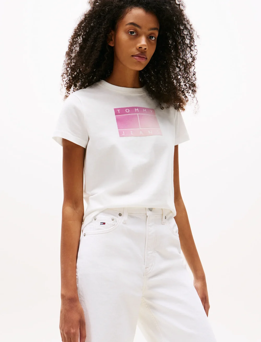 Tommy Jeans - TJW REG GRADIENT FLAG SS - t-shirts - ecru - 0